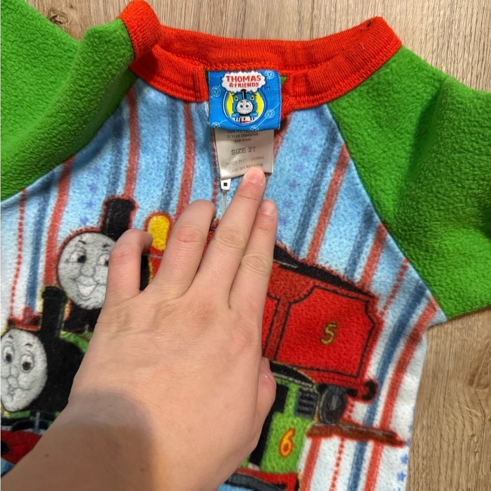 Vintage Thomas & Friends Colorful Kids Footie - Picture 3 of 3
